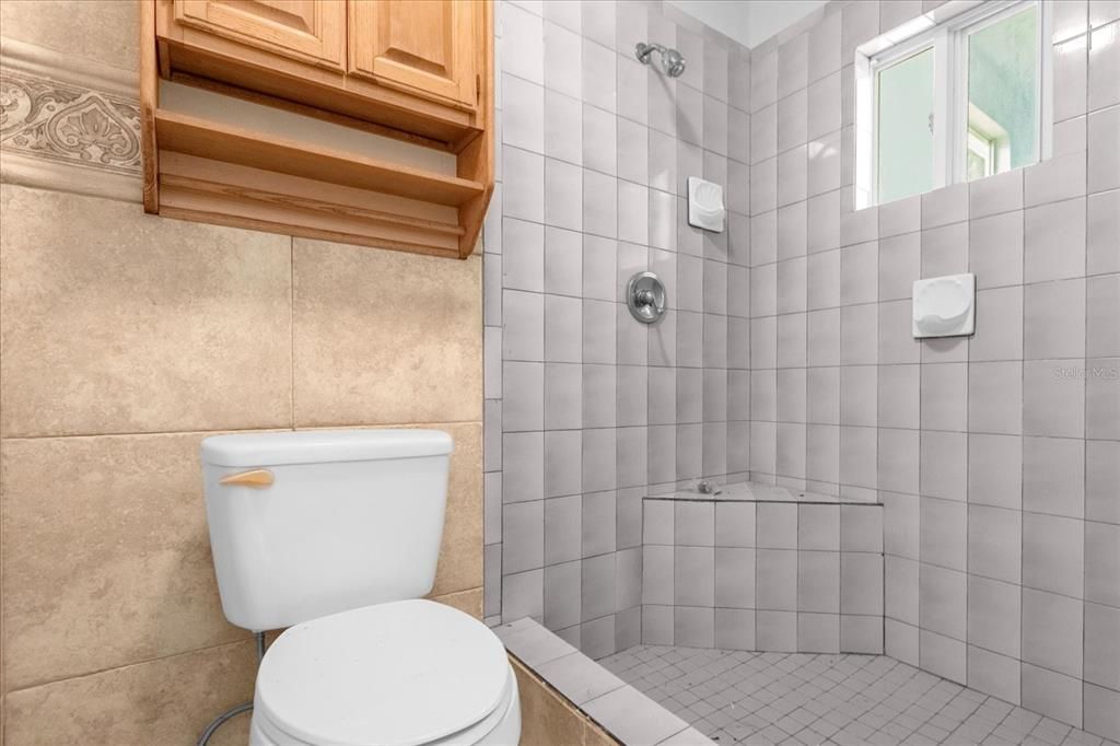 На продажу: $829,900 (4 спален, 3 ванн, 3267 Квадратных фут)