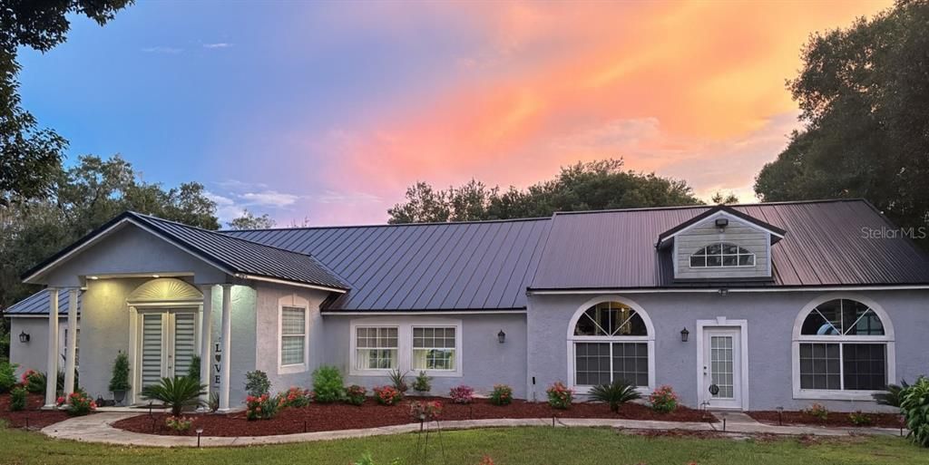 На продажу: $829,900 (4 спален, 3 ванн, 3267 Квадратных фут)