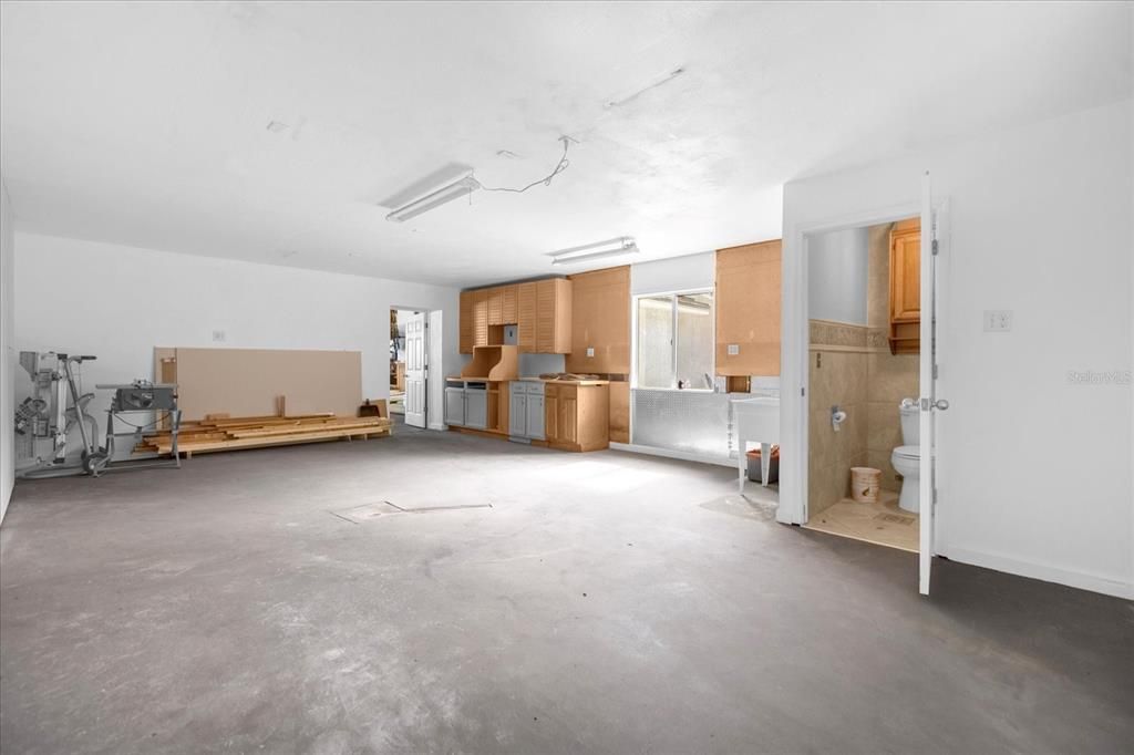 На продажу: $829,900 (4 спален, 3 ванн, 3267 Квадратных фут)