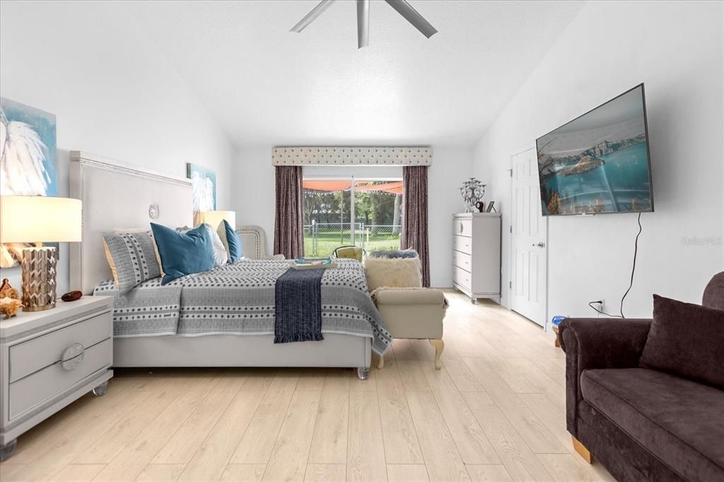 На продажу: $829,900 (4 спален, 3 ванн, 3267 Квадратных фут)