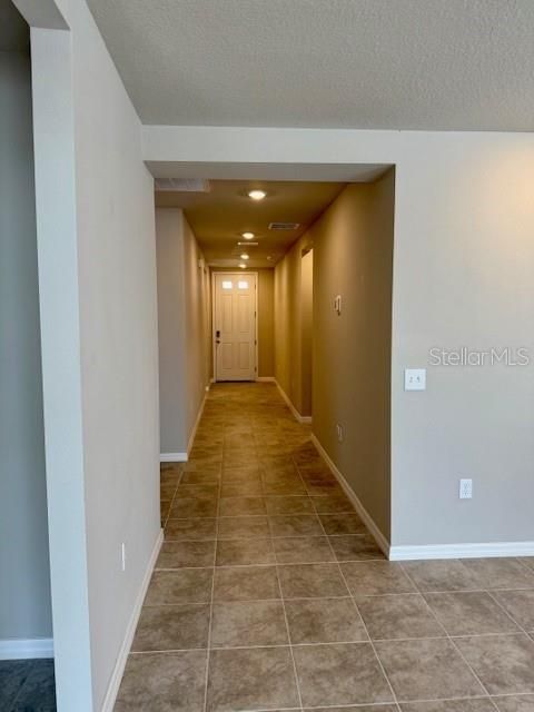 For Rent: $2,100 (4 beds, 2 baths, 1823 Square Feet)