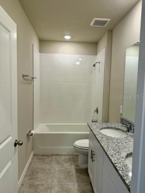 For Rent: $2,100 (4 beds, 2 baths, 1823 Square Feet)
