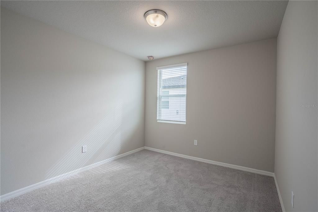 For Rent: $2,100 (4 beds, 2 baths, 1823 Square Feet)