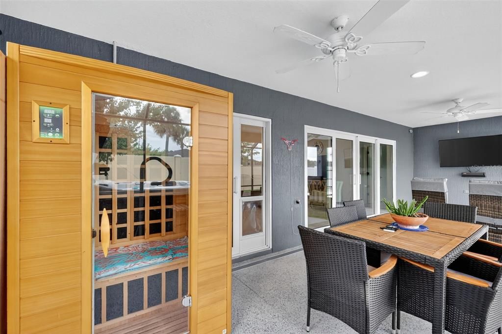 На продажу: $550,000 (3 спален, 3 ванн, 1905 Квадратных фут)