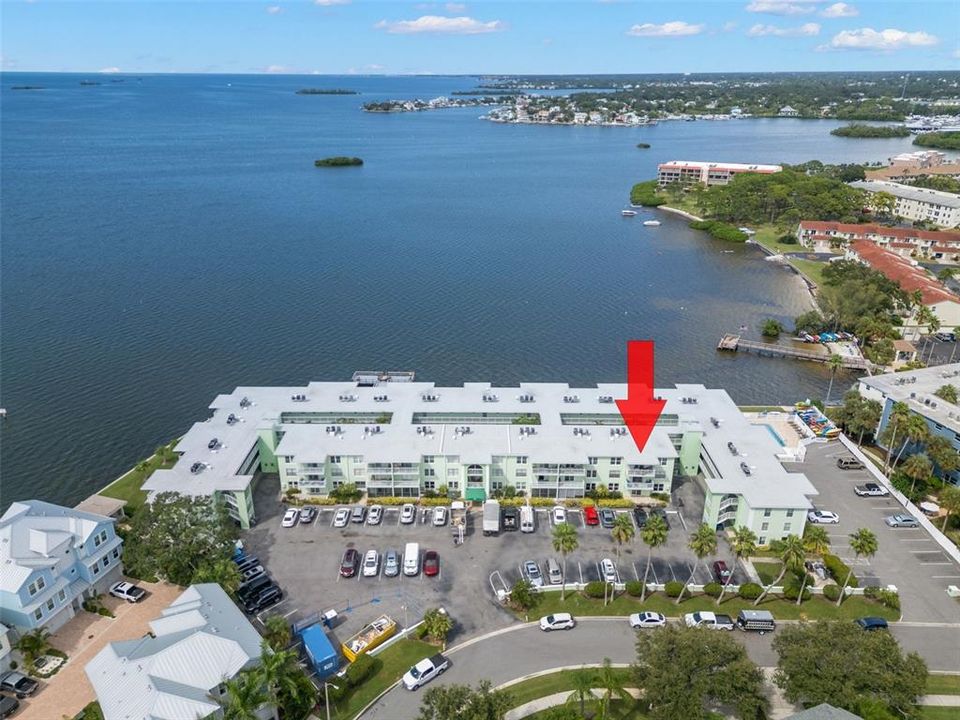 На продажу: $375,000 (2 спален, 2 ванн, 1016 Квадратных фут)