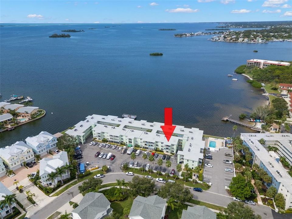 На продажу: $375,000 (2 спален, 2 ванн, 1016 Квадратных фут)