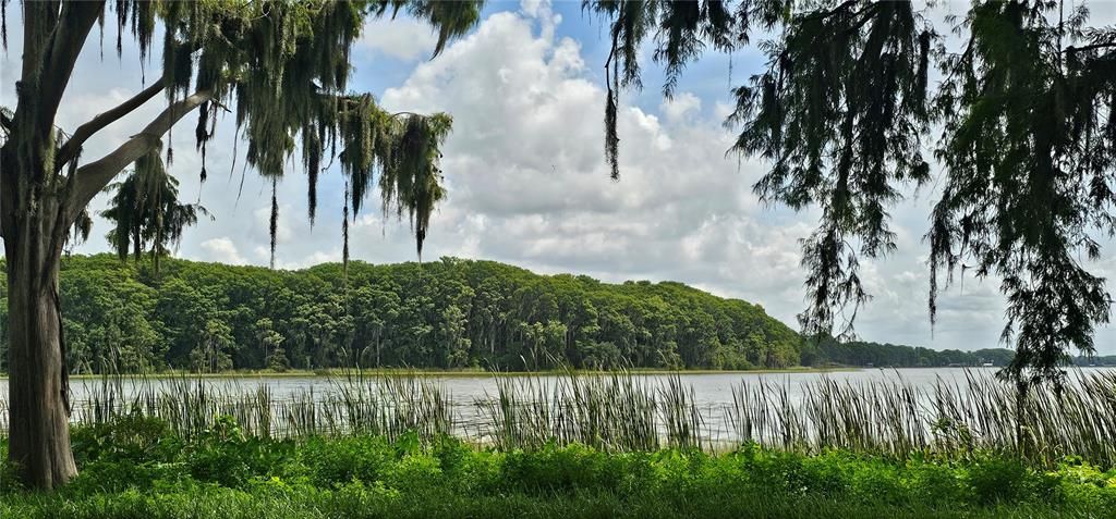 待售: $103,000 (0.22 acres)