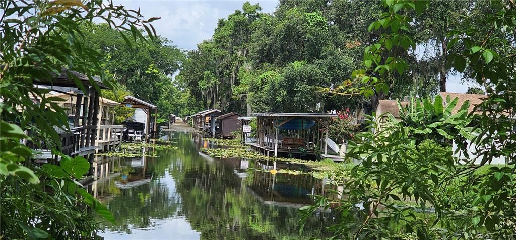 待售: $103,000 (0.22 acres)