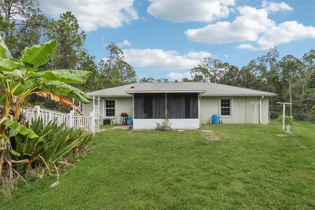 На продажу: $359,999 (3 спален, 2 ванн, 1677 Квадратных фут)