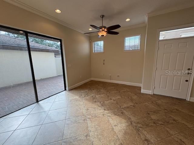 合同活跃: $3,075 (4 贝兹, 3 浴室, 1834 平方英尺)