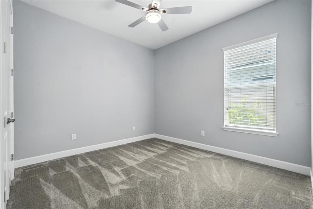 待售: $734,900 (4 贝兹, 3 浴室, 2479 平方英尺)