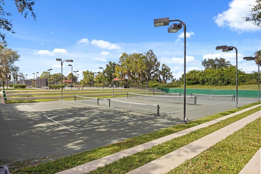 En Venta: $410,000 (3 camas, 2 baños, 1821 Pies cuadrados)