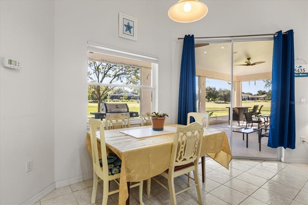 En Venta: $410,000 (3 camas, 2 baños, 1821 Pies cuadrados)