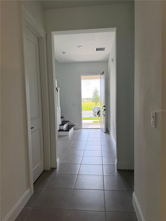 出租: $3,800 (5 贝兹, 4 浴室, 2900 平方英尺)