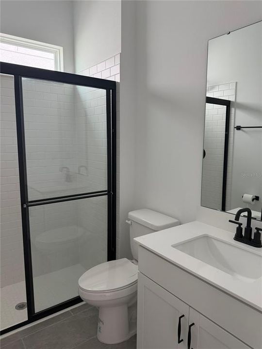 出租: $3,800 (5 贝兹, 4 浴室, 2900 平方英尺)