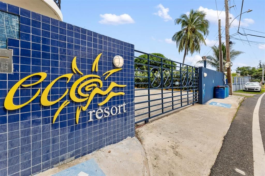 待售: $325,000 (2 贝兹, 1 浴室, 550 平方英尺)