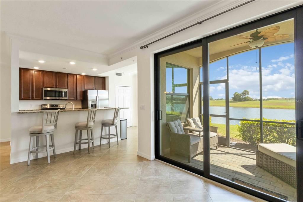 待售: $398,999 (2 贝兹, 2 浴室, 1336 平方英尺)