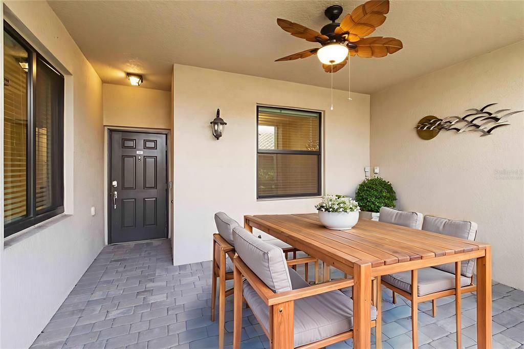 待售: $398,999 (2 贝兹, 2 浴室, 1336 平方英尺)