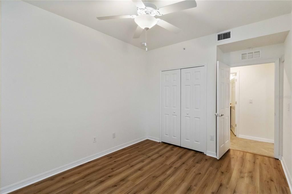 待售: $398,999 (2 贝兹, 2 浴室, 1336 平方英尺)