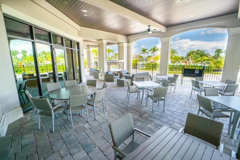 待售: $398,999 (2 贝兹, 2 浴室, 1336 平方英尺)