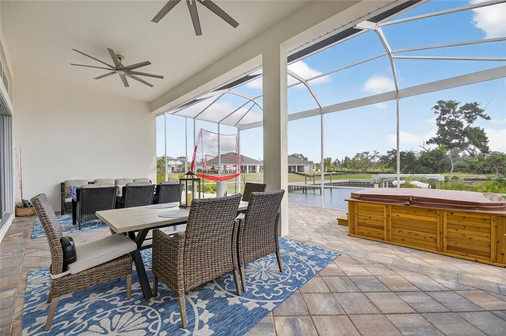 待售: $1,095,000 (4 贝兹, 3 浴室, 2983 平方英尺)