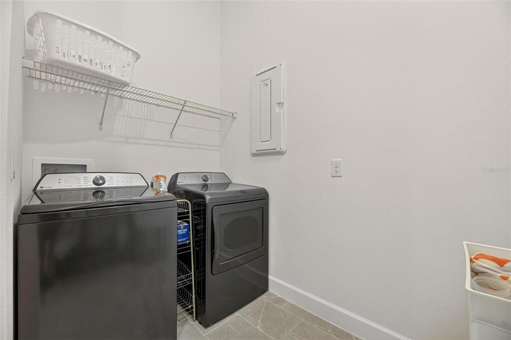 待售: $1,095,000 (4 贝兹, 3 浴室, 2983 平方英尺)