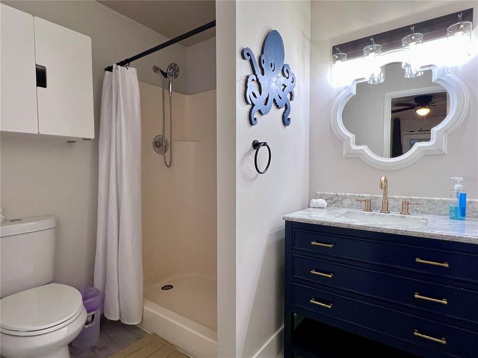 Под контрактом: $599,999 (3 спален, 2 ванн, 1196 Квадратных фут)