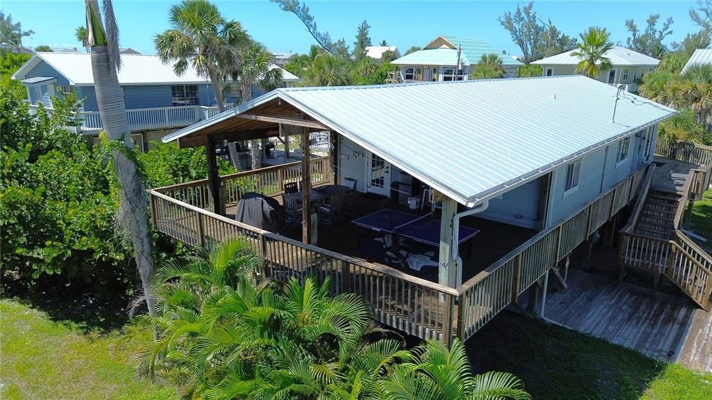 Под контрактом: $599,999 (3 спален, 2 ванн, 1196 Квадратных фут)