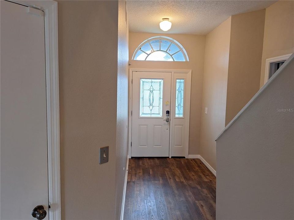 В аренду: $2,595 (4 спален, 2 ванн, 2366 Квадратных фут)