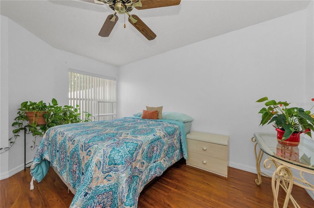 For Sale: $300,000 (2 beds, 2 baths, 1676 Square Feet)