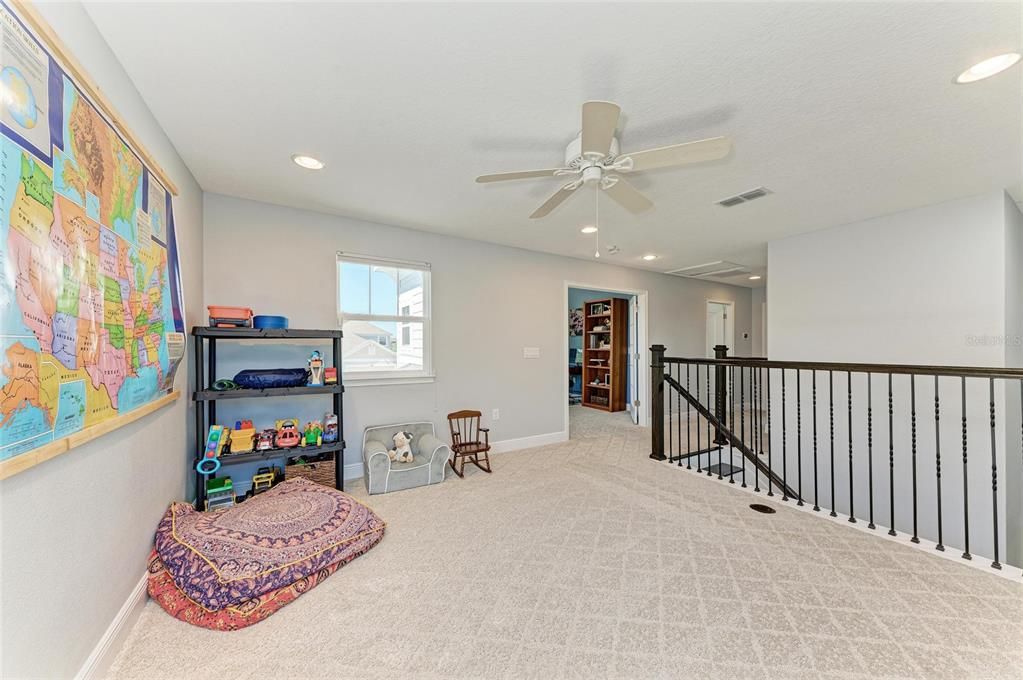 Active With Contract: $4,500 (3 beds, 2 baths, 2507 Square Feet)