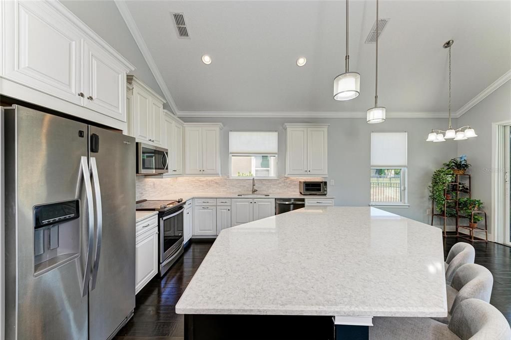 Active With Contract: $4,500 (3 beds, 2 baths, 2507 Square Feet)