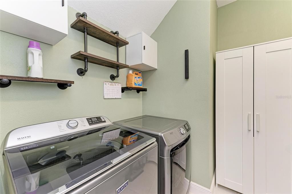 Active With Contract: $4,500 (3 beds, 2 baths, 2507 Square Feet)