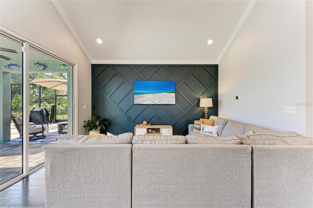 Active With Contract: $4,500 (3 beds, 2 baths, 2507 Square Feet)