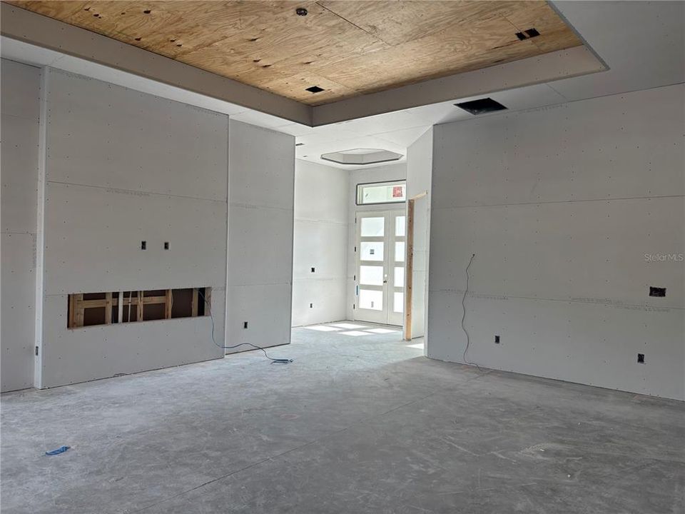 En Venta: $625,000 (4 camas, 3 baños, 2431 Pies cuadrados)