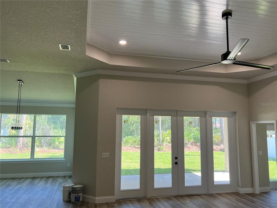 En Venta: $625,000 (4 camas, 3 baños, 2431 Pies cuadrados)