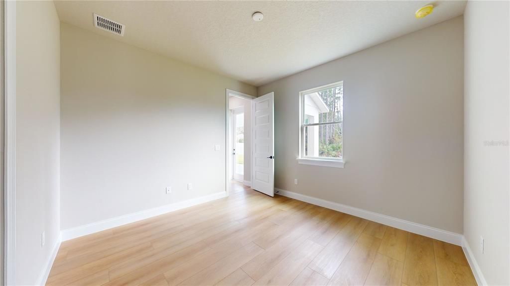 En Venta: $625,000 (4 camas, 3 baños, 2431 Pies cuadrados)