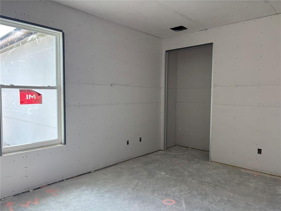 En Venta: $625,000 (4 camas, 3 baños, 2431 Pies cuadrados)