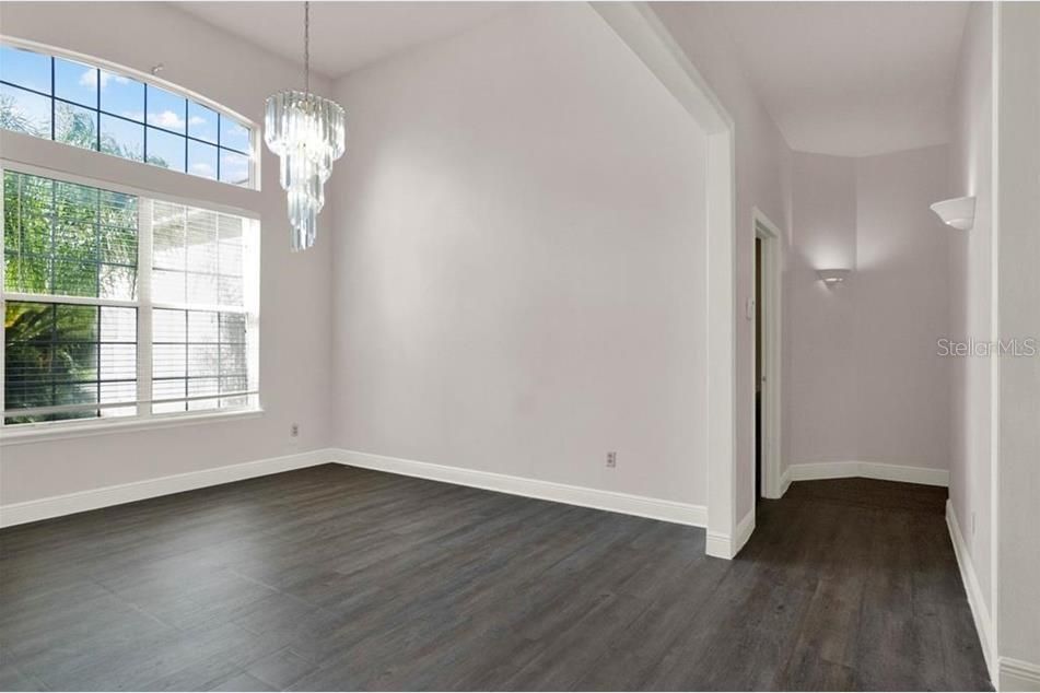 Под контрактом: $3,600 (4 спален, 4 ванн, 2953 Квадратных фут)