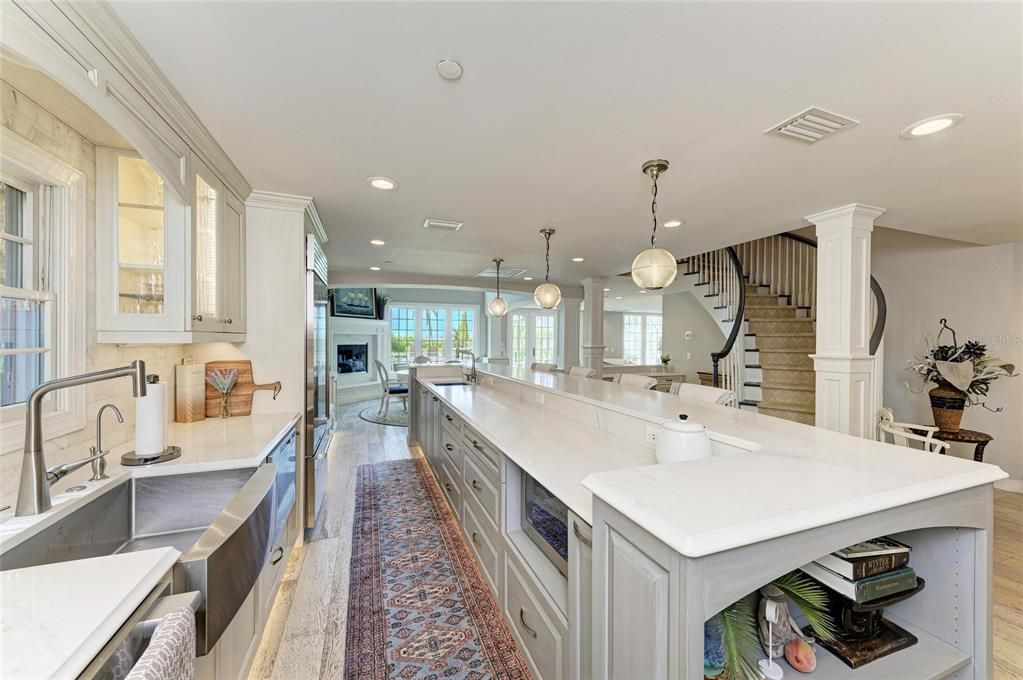 For Sale: $10,900,000 (8 beds, 8 baths, 5886 Square Feet)