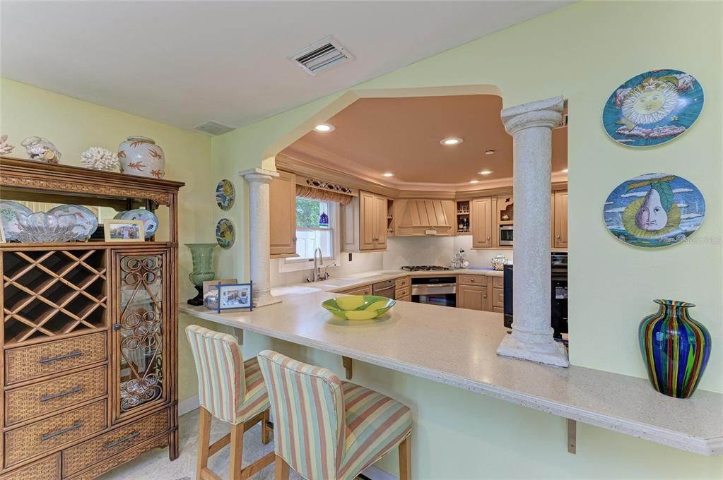 For Sale: $10,900,000 (8 beds, 8 baths, 5886 Square Feet)