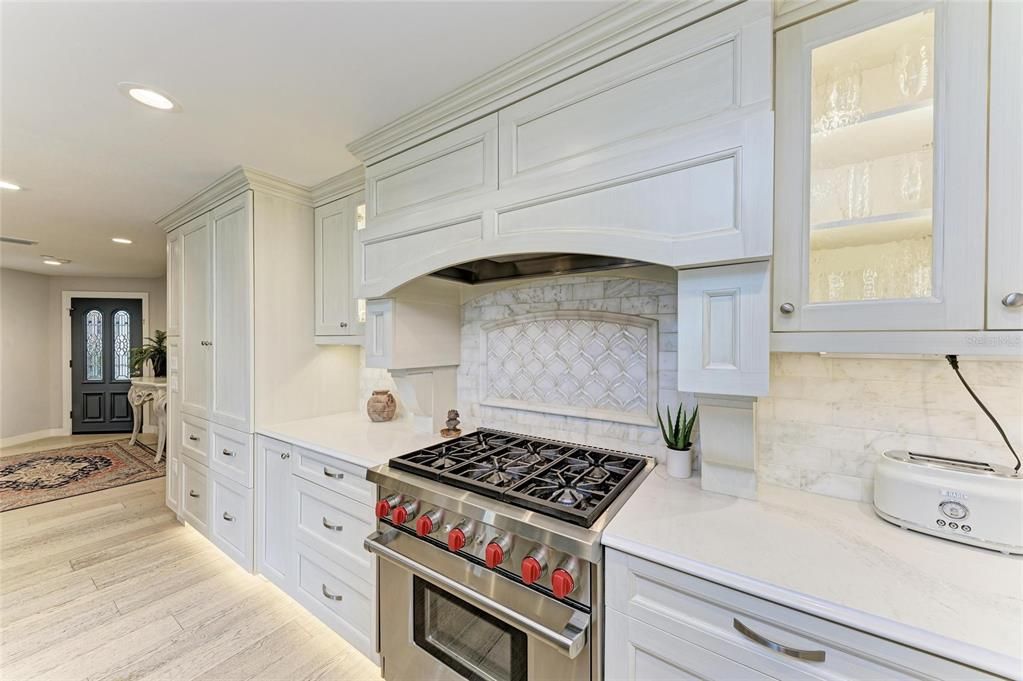 For Sale: $10,900,000 (8 beds, 8 baths, 5886 Square Feet)