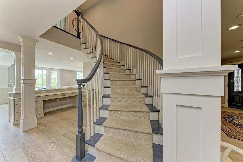 For Sale: $10,900,000 (8 beds, 8 baths, 5886 Square Feet)