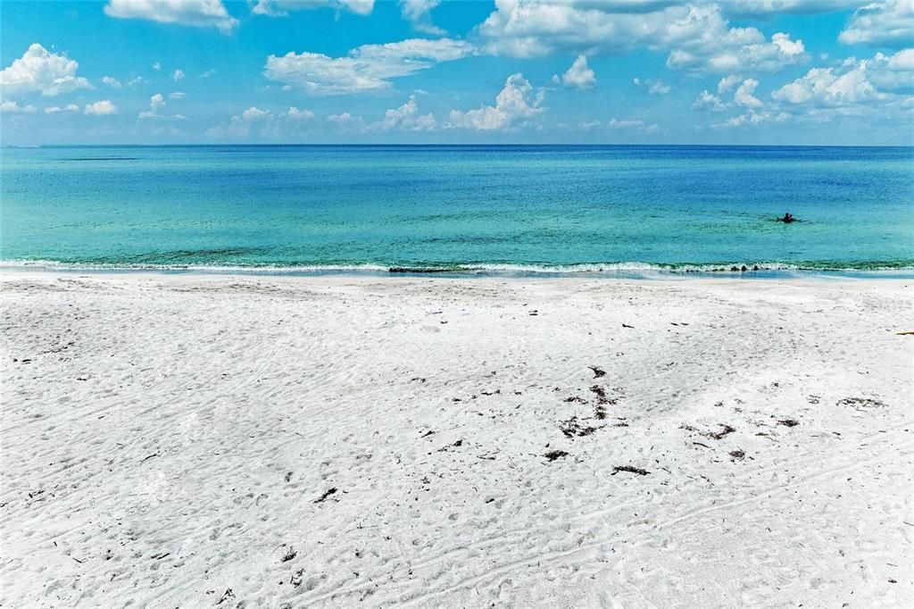 For Sale: $10,900,000 (8 beds, 8 baths, 5886 Square Feet)