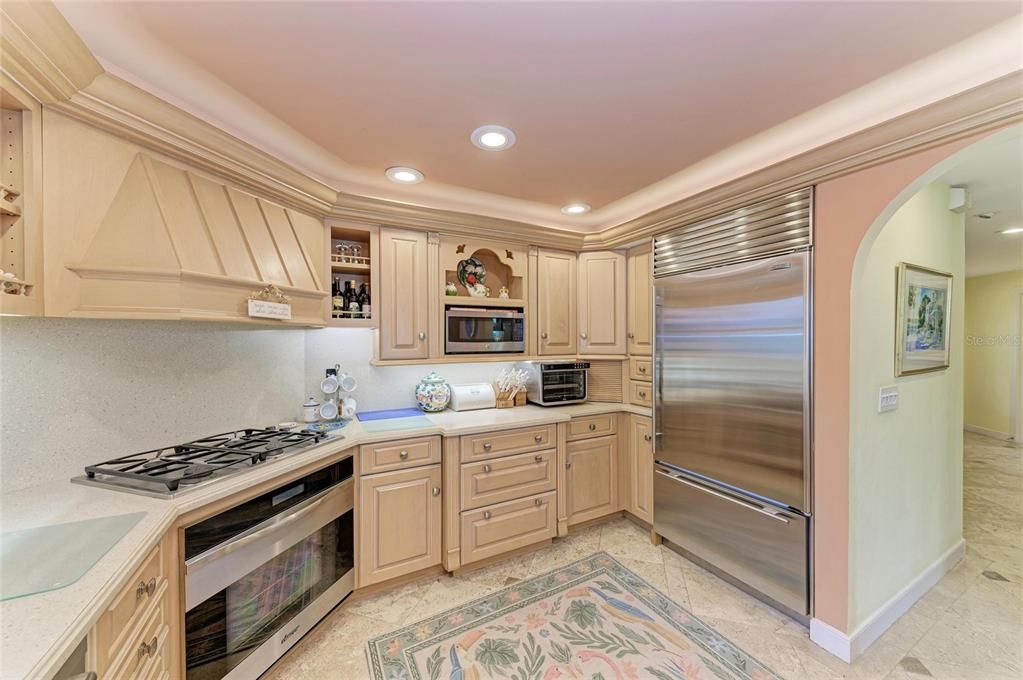 For Sale: $10,900,000 (8 beds, 8 baths, 5886 Square Feet)