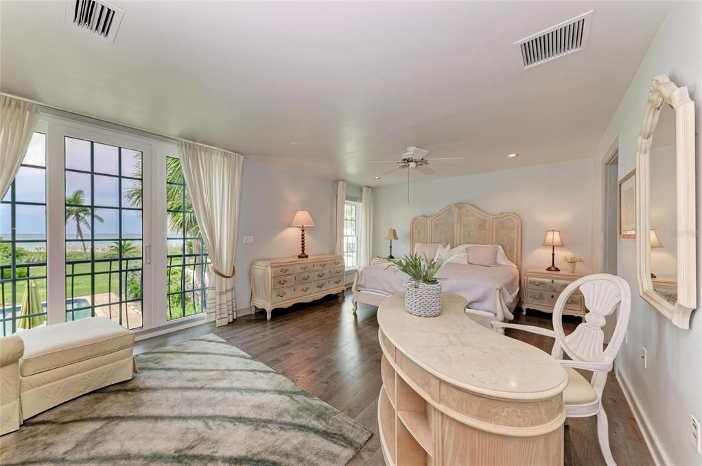 For Sale: $10,900,000 (8 beds, 8 baths, 5886 Square Feet)