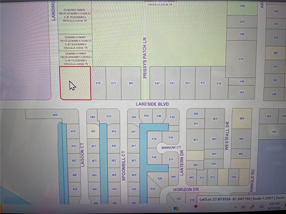 待售: $82,900 (0.99 acres)