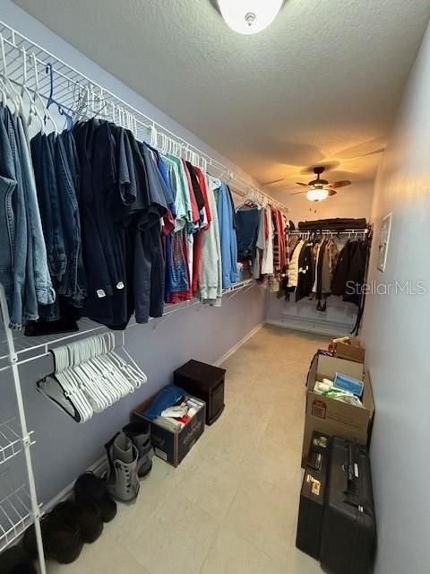 For Sale: $415,000 (3 beds, 2 baths, 2017 Square Feet)