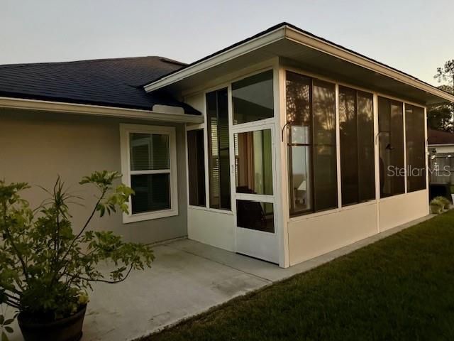 For Sale: $415,000 (3 beds, 2 baths, 2017 Square Feet)