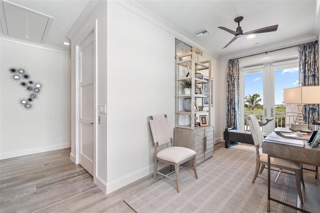 For Sale: $4,650,000 (5 beds, 5 baths, 4436 Square Feet)